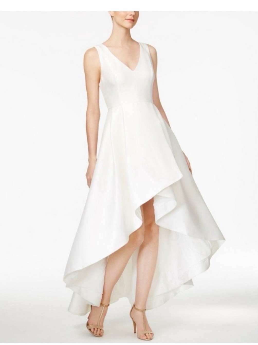 Calvin Klein White A-Line Gown With Center Back Gold Tone Zipper